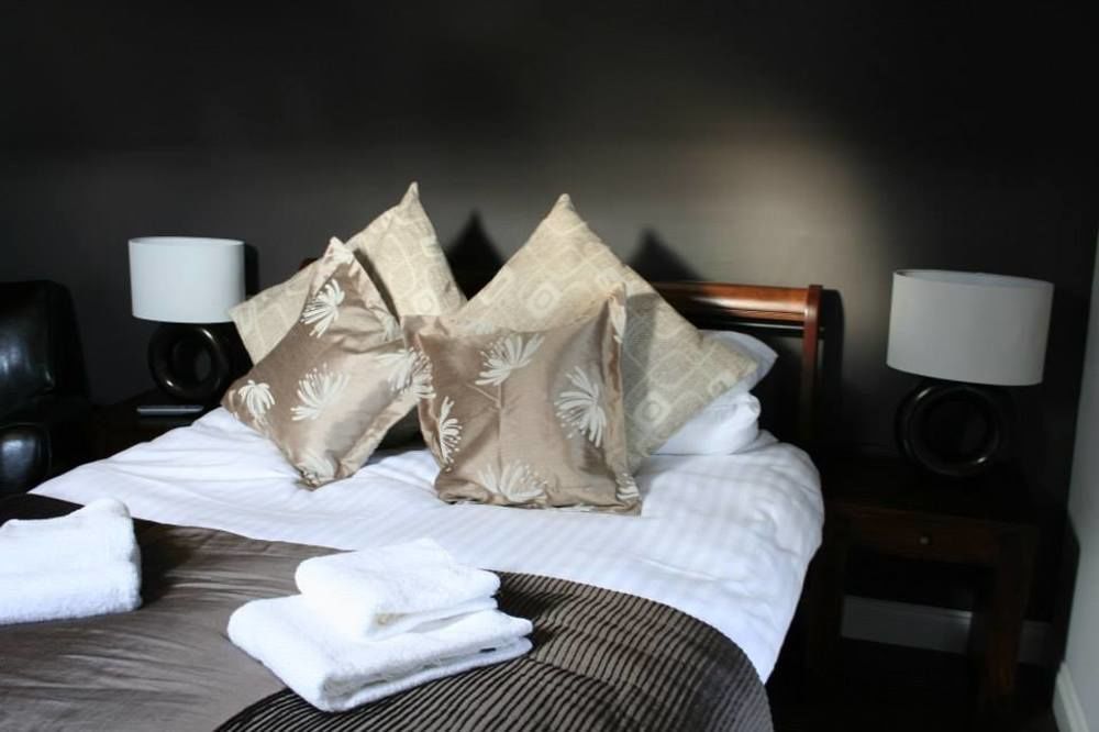 Leaside Hotel Лутон Екстер'єр фото